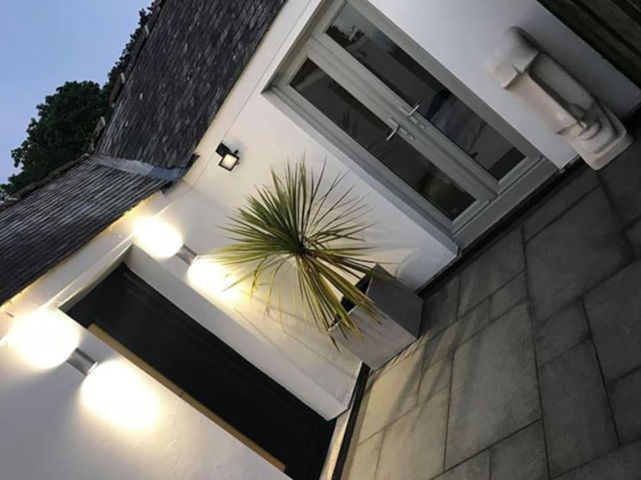 Unique Cornish Cottage Conversion Central Location レッドラス エクステリア 写真